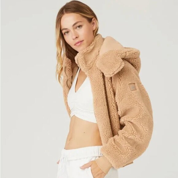 Yoga Foxy Sherpa Jacket with Hood Camel | Alo - Picture 3 of 3